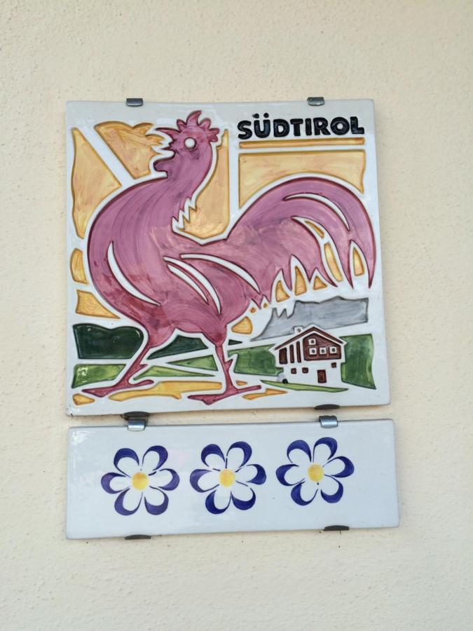 Gruberhof Bed and Breakfast Postal / Burgstall Eksteriør billede